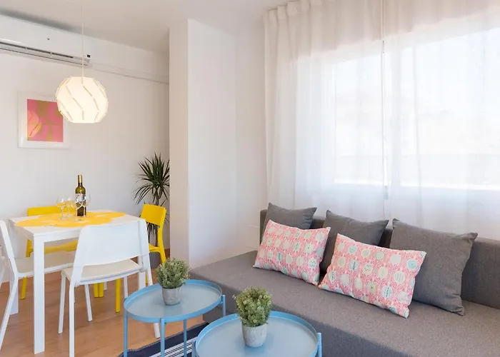 Malagasuite Yate Iii פואנגירולה